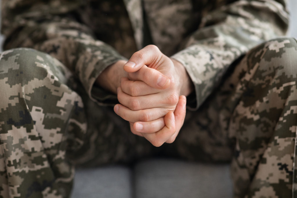 Muitos veteranos que retornam da guerra convivem com problemas decorrentes do evento traumático vivenciado